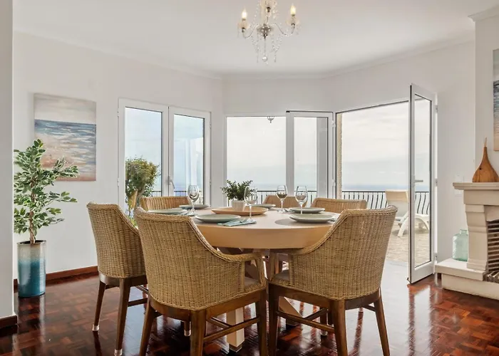 Do Mar -180° Sea View, Jacuzzi,terrace フンシャル