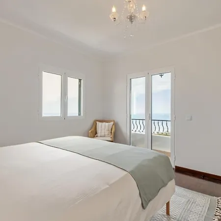 Do Mar -180° Sea View, Jacuzzi,terrace Фуншал